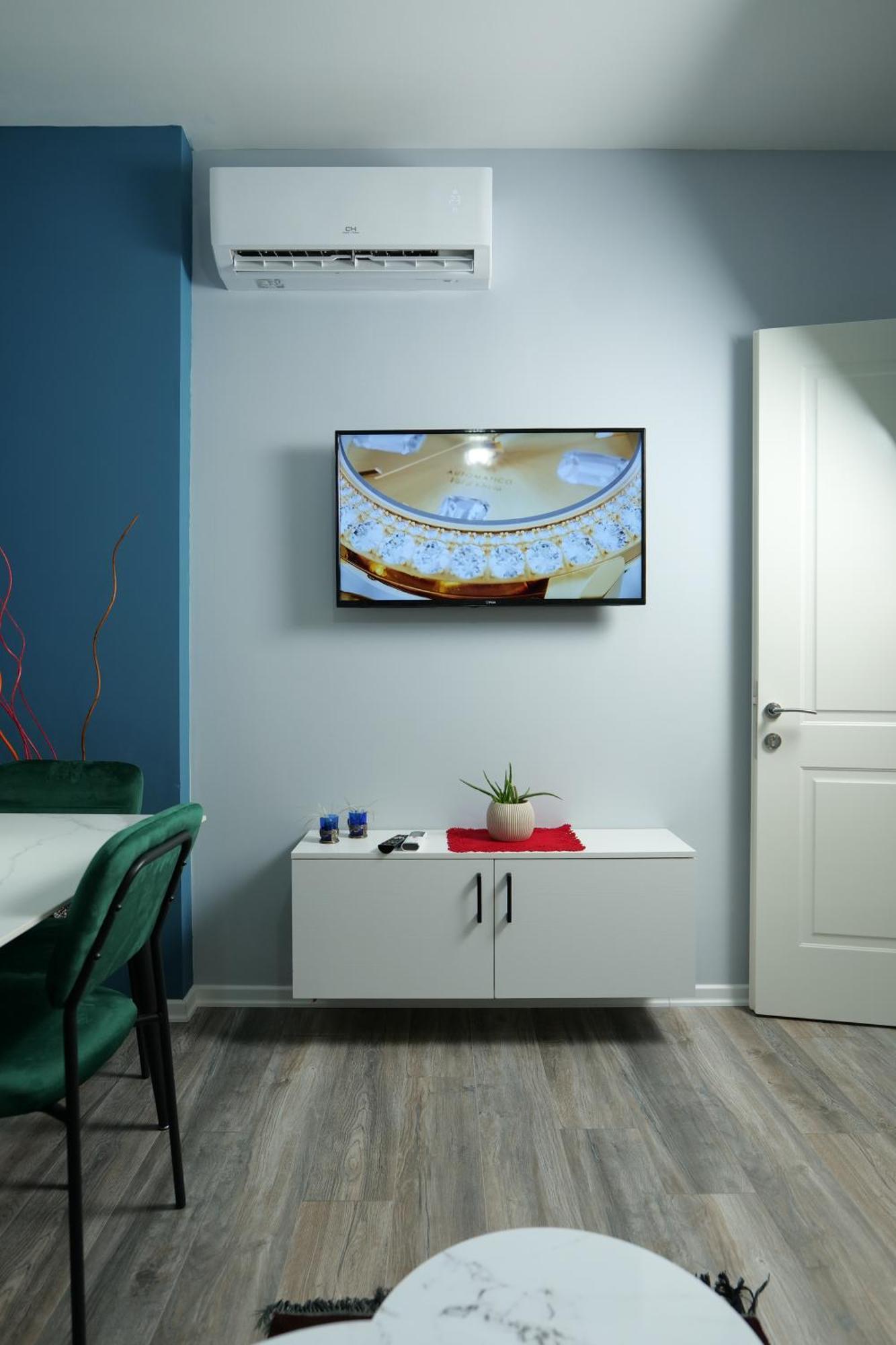 Travelers' Korca Home Zewnętrze zdjęcie