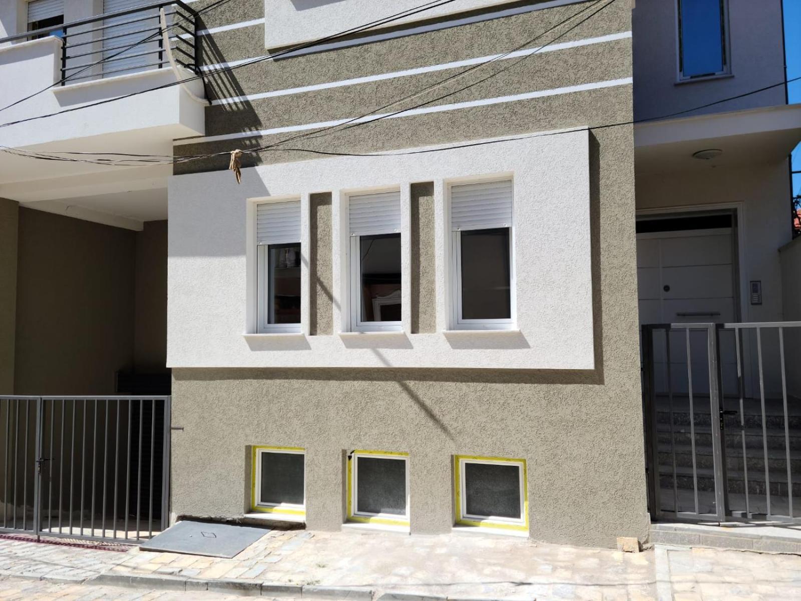 Travelers' Korca Home Zewnętrze zdjęcie