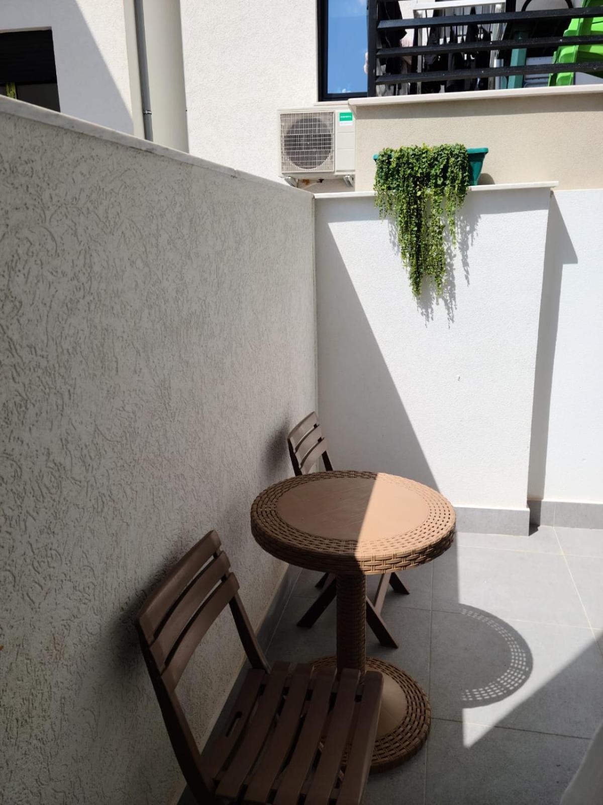 Travelers' Korca Home Zewnętrze zdjęcie